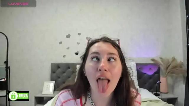 Image 3 of betty__pie Stream on Chaturbate on 8 months ago