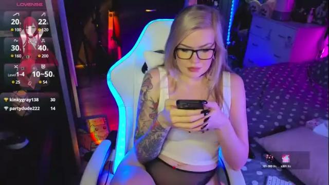 Image 2 of betty_chan Stream on Chaturbate on 2 months ago