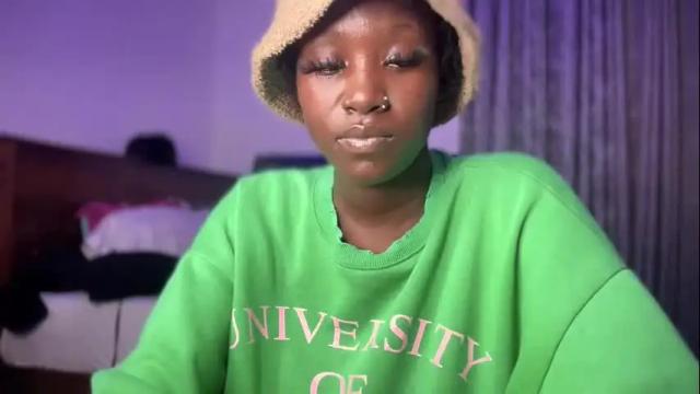 Image 10 of betty_fire_ Stream on Chaturbate on 6 months ago