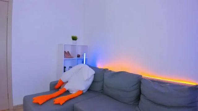 Image 4 of betty_gre Stream on Chaturbate on 18 months ago