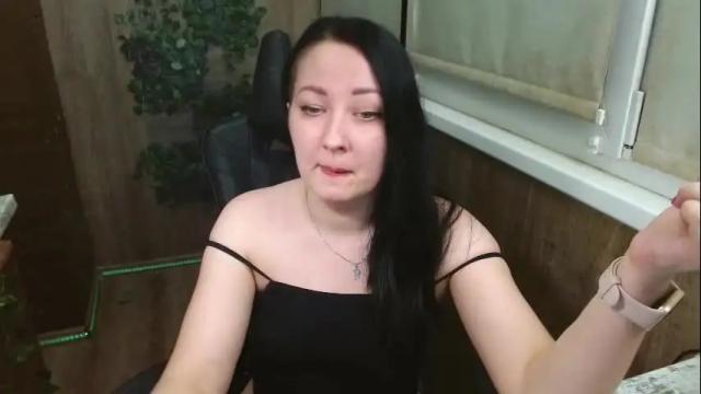 Image 10 of betty_luss Stream on Chaturbate on 5 months ago
