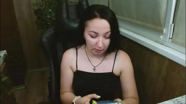 Image 7 of betty_luss Stream on Chaturbate on 3 months ago
