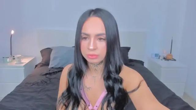 Image 2 of betty_moon776583 Stream on Chaturbate on 15 months ago