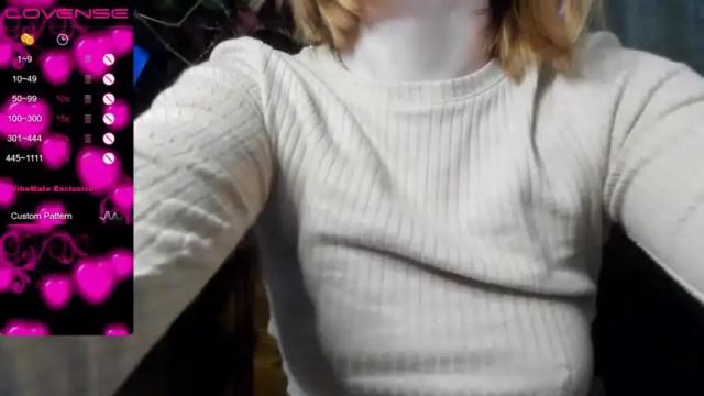 Image 4 of betty_witchy Stream on Chaturbate on 15 months ago