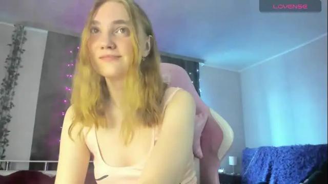Image 4 of betty_witchy Stream on Chaturbate on 1 month ago