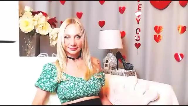 Image 11 of bettymassey Stream on Chaturbate on 19 months ago