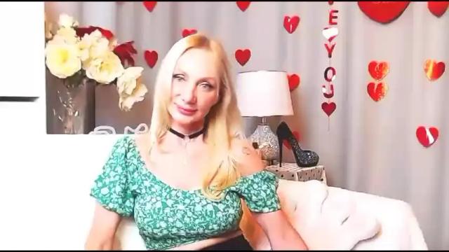 Image 6 of bettymassey Stream on Chaturbate on 19 months ago