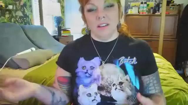 Image 10 of bettynuggsdtf Stream on Chaturbate on 18 months ago