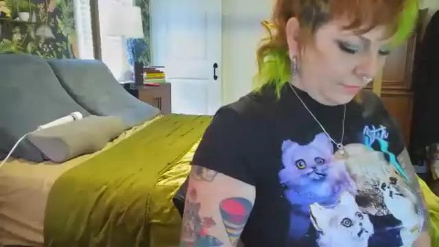 Image 12 of bettynuggsdtf Stream on Chaturbate on 18 months ago