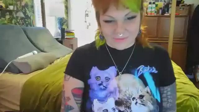 Image 3 of bettynuggsdtf Stream on Chaturbate on 18 months ago