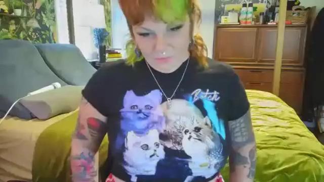 Image 8 of bettynuggsdtf Stream on Chaturbate on 18 months ago
