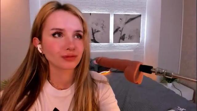 Image 3 of bettyrouse Stream on Chaturbate on 2 months ago