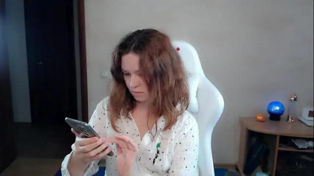 Image 3 of bettystar_ Stream on Chaturbate on 7 days ago