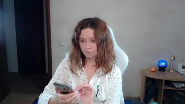 Image 4 of bettystar_ Stream on Chaturbate on 7 days ago