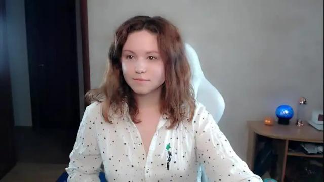 Image 8 of bettystar_ Stream on Chaturbate on 7 days ago