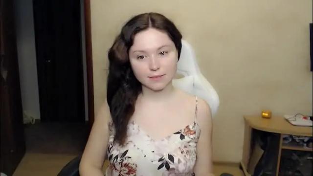 Image 3 of bettystar_ Stream on Chaturbate on 2 months ago
