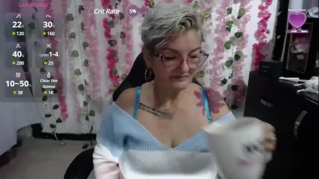 Image 6 of bety_cum3 Stream on Chaturbate on 1 month ago