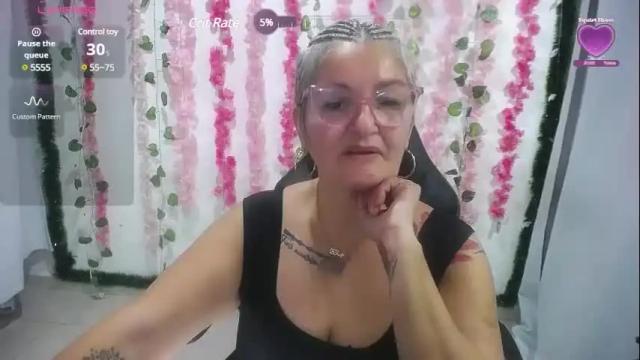 Image 11 of bety_cum3 Stream on Chaturbate on 1 month ago
