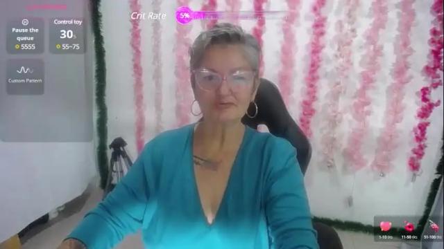 Image 8 of bety_cum3 Stream on Chaturbate on 19 days ago