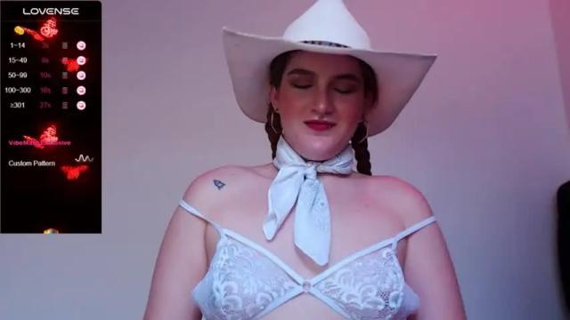 Thumbnail 3, beverly_cutie's Stream at Chaturbate, 19 months ago