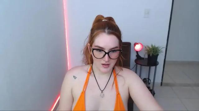 Image 3 of beverly_cutie Stream on Chaturbate on 16 months ago