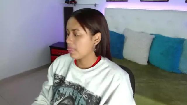Image 3 of beyonse_21 Stream on Chaturbate on 20 months ago
