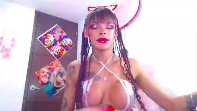 Image 4 of beyota_hornny Stream on Chaturbate on 14 months ago