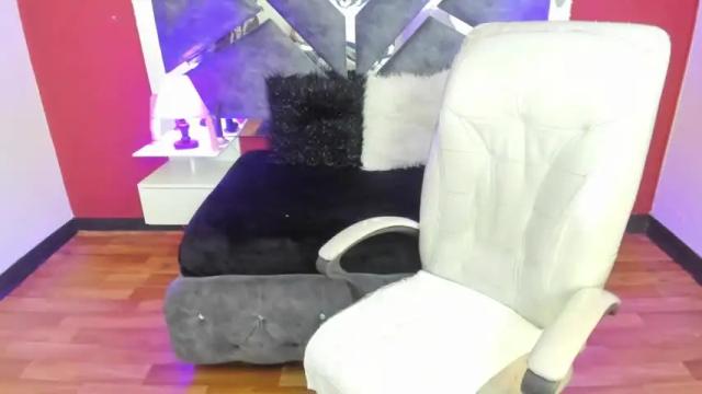 Image 7 of beyota_moon Stream on Chaturbate on 19 months ago