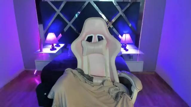Image 12 of beyota_moon Stream on Chaturbate on 18 months ago