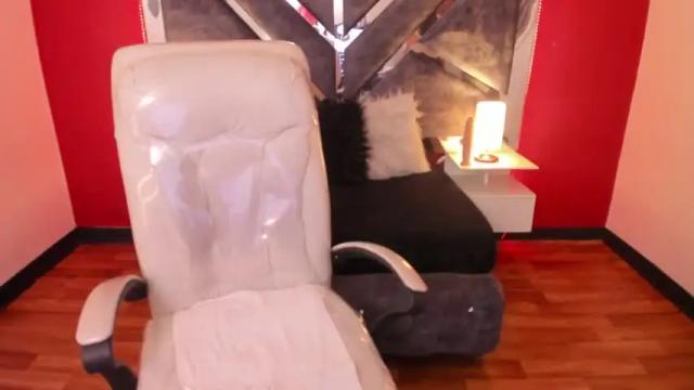Image 10 of beyota_moon Stream on Chaturbate on 18 months ago