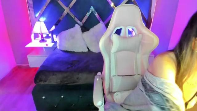 Image 7 of beyota_moon Stream on Chaturbate on 17 months ago