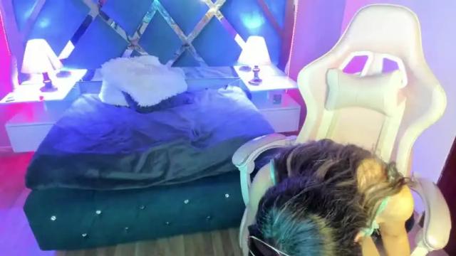 Image 8 of beyota_moon Stream on Chaturbate on 17 months ago