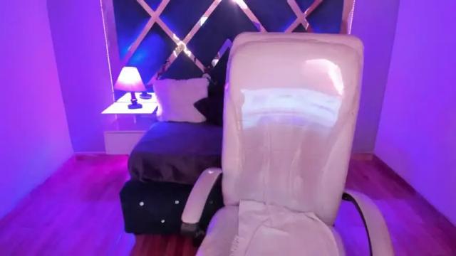 Image 6 of beyota_moon Stream on Chaturbate on 16 months ago