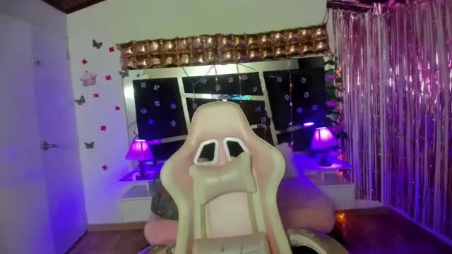 Thumbnail 1, beyota_moon's Stream at Chaturbate, 16 months ago