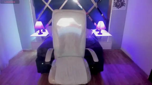 Image 12 of beyota_moon Stream on Chaturbate on 15 months ago
