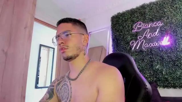 Thumbnail 2, bianca_and_maxwell's Stream at Chaturbate, 16 months ago