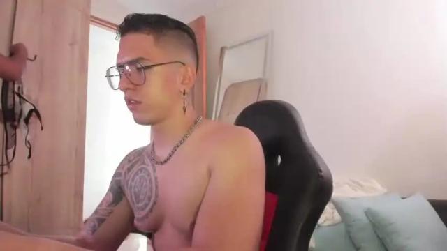 Thumbnail 3, bianca_and_maxwell's Stream at Chaturbate, 14 months ago