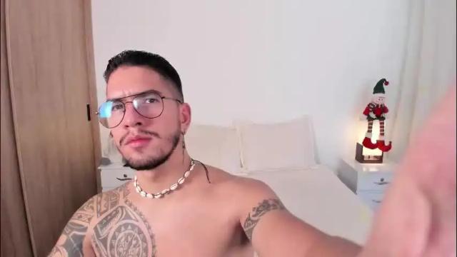 Image 6 of bianca_and_maxwell Stream on Chaturbate on 18 days ago