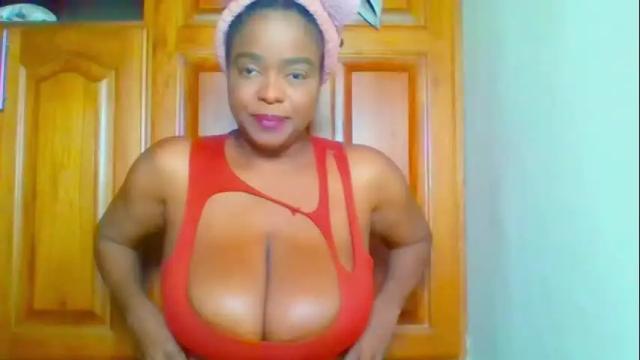 Image 3 of bianca_ebony Stream on Chaturbate on 20 days ago