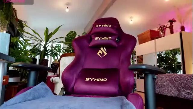 Image 4 of bianca_transpinay Stream on Chaturbate on 1 month ago