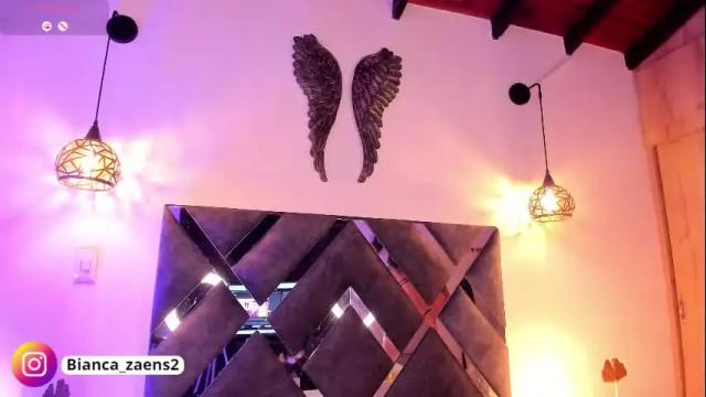 Image 2 of bianca_zaens1 Stream on Chaturbate on 1 month ago