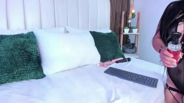 Image 4 of biancaevanss Stream on Chaturbate on 2 months ago