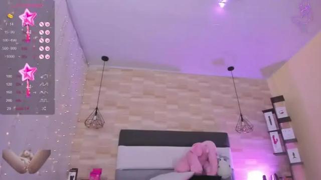 Image 11 of biancaflorit Stream on Chaturbate on 14 months ago