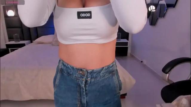 Image 3 of biancapierce_ Stream on Chaturbate on 2 months ago