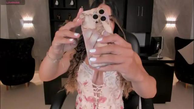 Image 4 of biancapierce_ Stream on Chaturbate on 1 month ago