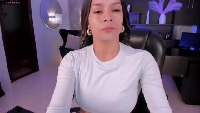 Image 2 of biancapierce_ Stream on Chaturbate on 1 month ago