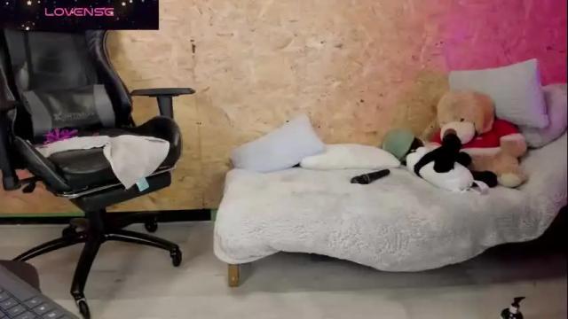 Image 2 of biancastrongg Stream on Chaturbate on 2 months ago