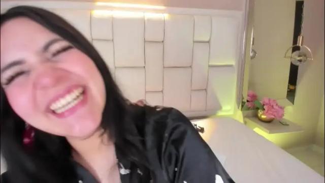 Image 2 of biancax_ Stream on Chaturbate on 1 month ago