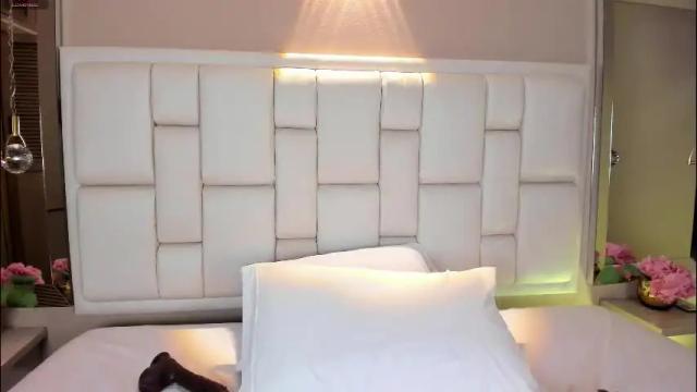 Image 2 of biancax_ Stream on Chaturbate on 1 month ago