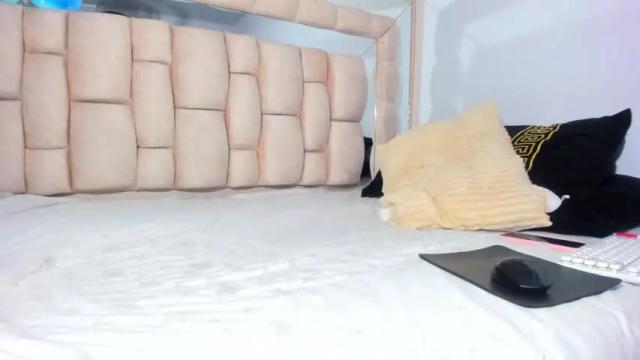 Image 12 of bianka_campbell Stream on Chaturbate on 19 months ago